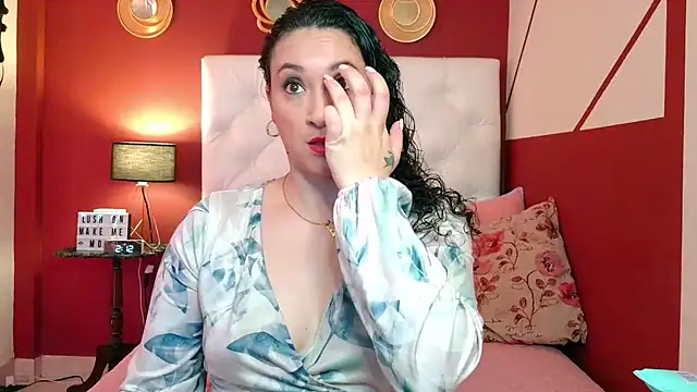 Snapshot of jessi_lovers chatting on 01.22.25 jessi lovers online show from 01.22.25