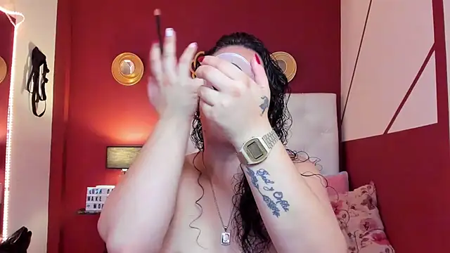 Snapshot of jessi_lovers chatting on 02.04.25 jessi lovers online show from 02.04.25