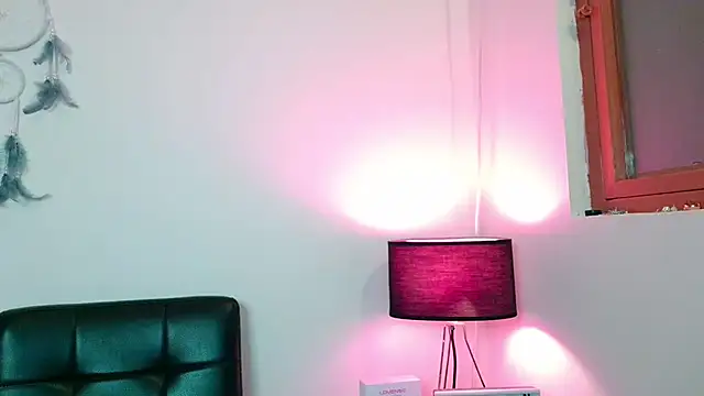 Snapshot of jessi_lovers chatting on 03.04.25 jessi lovers online show from 03.04.25