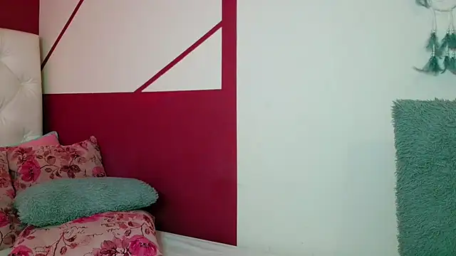 Snapshot of jessi_lovers chatting on 03.21.25 jessi lovers online show from 03.21.25