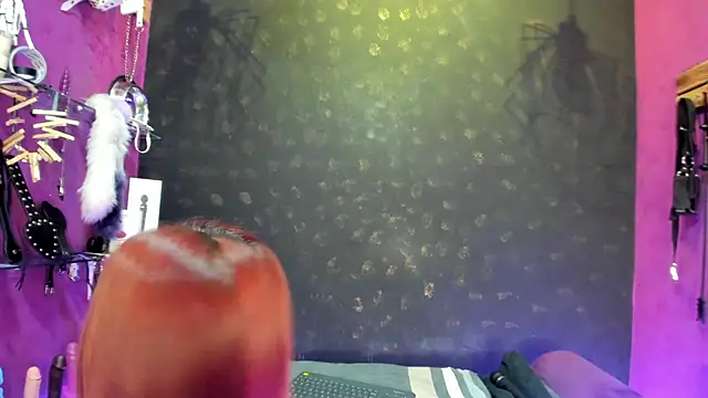 Snapshot of Alexa_Slave chatting on 03.22.25 Alexa Slave online show from 03.22.25