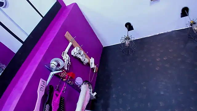 Snapshot of Alexa_Slave chatting on 10.09.25 Alexa Slave online show from 10.09.25