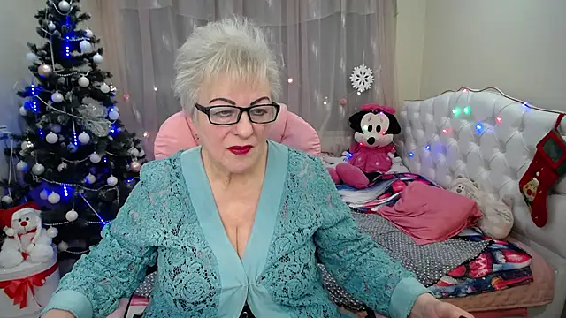 KayleSmoll online show from 01.18.25