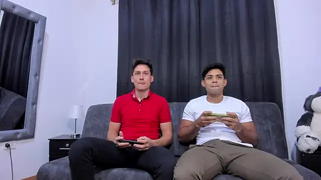 Snapshot of Luciano_and_Marlon chatting on 10.29.25 Luciano and Marlon online show from 10.29.25