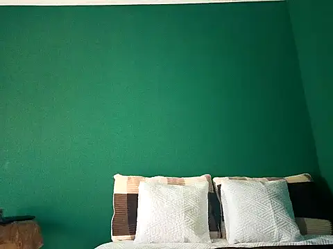 GiantBootyMilf online show from 02.24.25