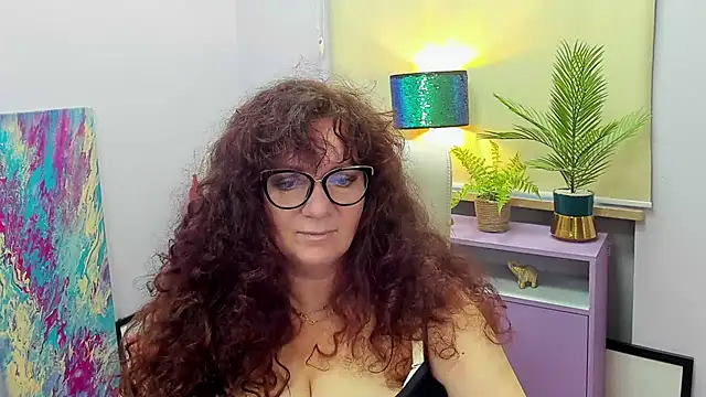 Alice xHeart online show from 02.14.25