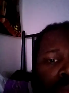 Snapshot of goodboybaddaddy chatting on 12.20.24 goodboybaddaddy online show from 12.20.24