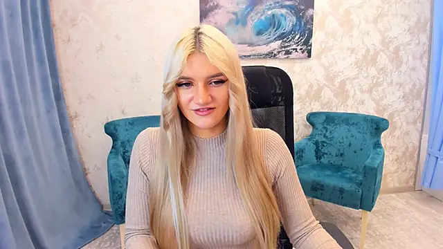 SelenaeMoore online show from 01.10.25