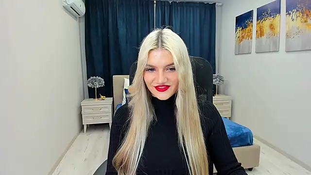 SelenaeMoore online show from 01.11.25