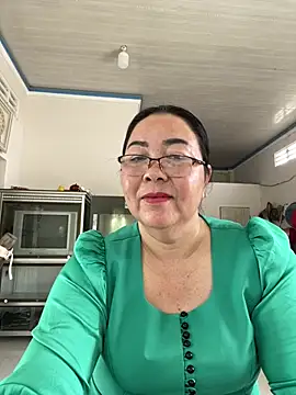 Snapshot of NDith chatting on 03.12.25 NDith online show from 03.12.25