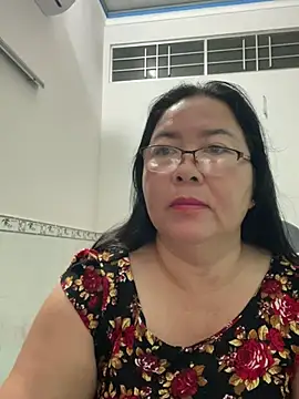 Snapshot of NDith chatting on 03.14.25 NDith online show from 03.14.25