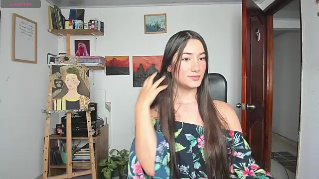 Snapshot of Amelie__88 chatting on 12.13.25 Amelie 88 online show from 12.13.25