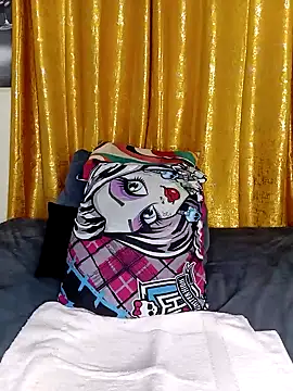 Snapshot of Cherriikenzie chatting on 02.03.25 Cherriikenzie online show from 02.03.25