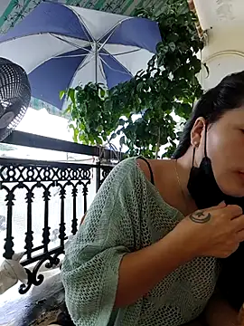 lyna bl online show from 10.08.25