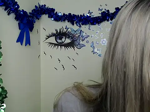 StrangerGi online show from 12.20.24