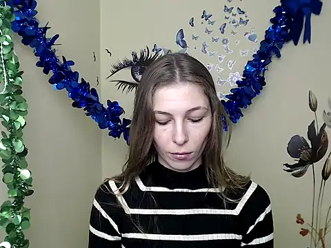 StrangerGi online show from 02.11.25