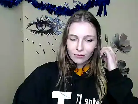 StrangerGi online show from 02.26.25