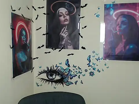 StrangerGi online show from 03.12.25