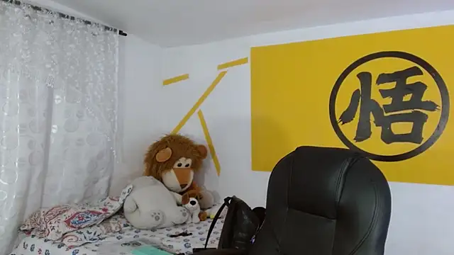 Snapshot of Matthew_Boy_ chatting on 12.14.24 Matthew Boy online show from 12.14.24