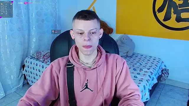 Snapshot of Matthew_Boy_ chatting on 12.28.24 Matthew Boy online show from 12.28.24