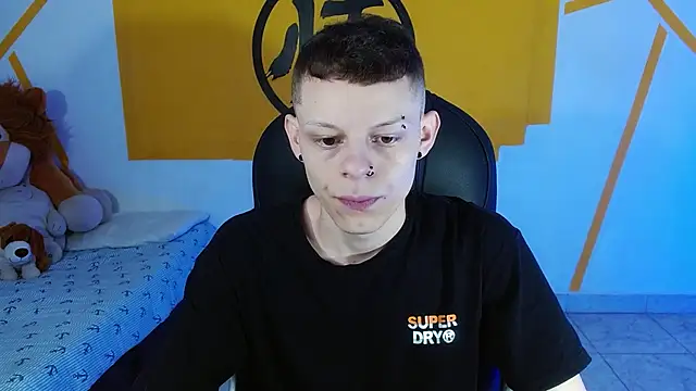 Snapshot of Matthew_Boy_ chatting on 02.09.25 Matthew Boy online show from 02.09.25