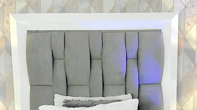 anais cooper online show from 12.17.24