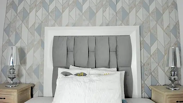 Snapshot of anais_cooper chatting on 10.15.25 anais cooper online show from 10.15.25