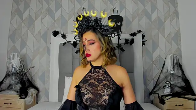 Snapshot of anais_cooper chatting on 10.31.25 anais cooper online show from 10.31.25