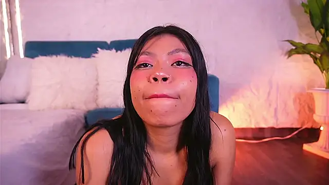 CailynBrowm online show from 04.12.26