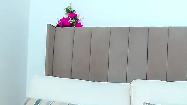 AngelinaBoss online show from 09.08.25