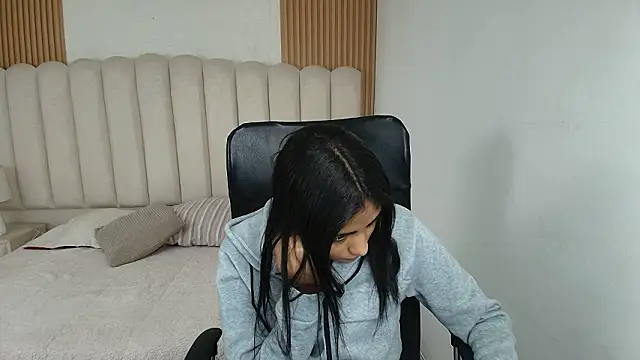 shaneelle online show from 03.28.26