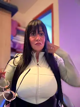 Snapshot of Saorii_kiido chatting on 10.23.25 Saorii kiido online show from 10.23.25