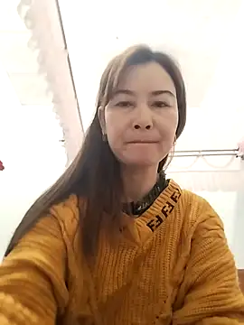 Sexy-ladyboobs20 online show from 12.21.24