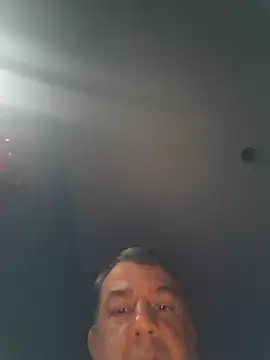 Snapshot of Carlossantos07 chatting on 04.18.26 Carlossantos07 online show from 04.18.26