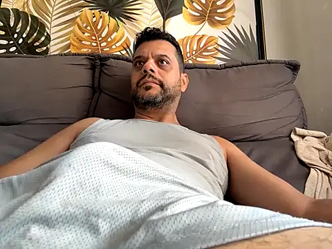 HornyBeachBoyBR online show from 04.13.26