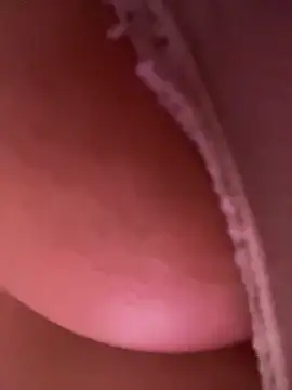 Snapshot of izanmiller2001 chatting on 12.19.25 izanmiller2001 online show from 12.19.25