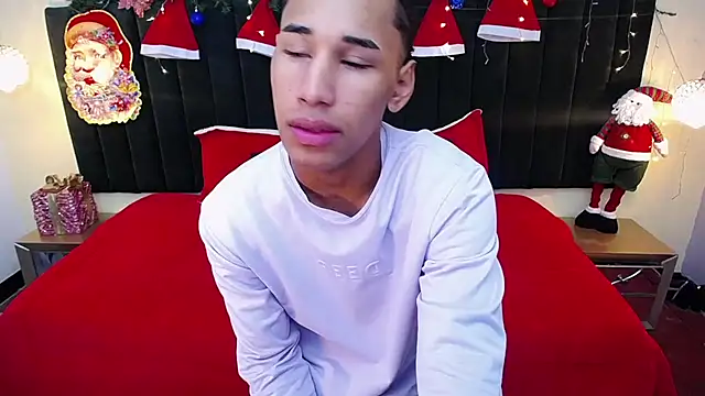 soft attraction online show from 12.04.25