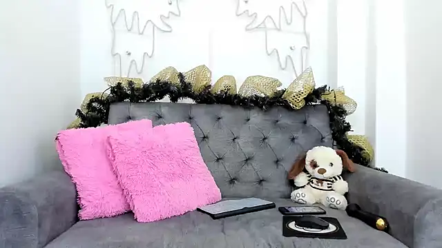 Snapshot of amber_martinez chatting on 12.27.24 amber martinez online show from 12.27.24