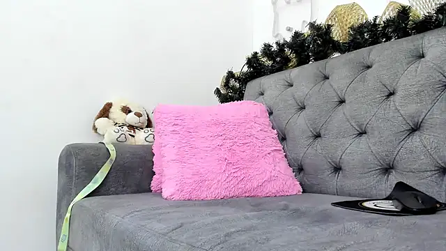 Snapshot of amber_martinez chatting on 12.31.24 amber martinez online show from 12.31.24