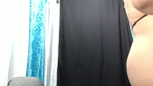 Snapshot of mia_donatto369 chatting on 02.27.25 mia donatto369 online show from 02.27.25