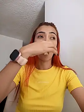 Snapshot of Amaranta_e chatting on 02.12.25 Amaranta e online show from 02.12.25