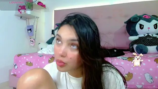 Snapshot of Kylie_brokee chatting on 03.03.25 Kylie brokee online show from 03.03.25