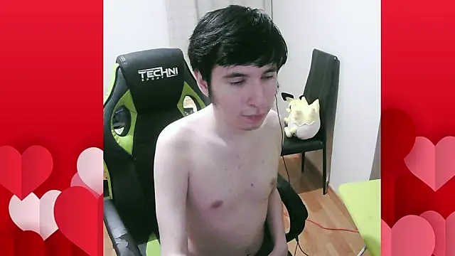 Snapshot of Twink_martinboy chatting on 02.22.25 Twink martinboy online show from 02.22.25