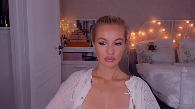 aestetick online show from 10.09.25