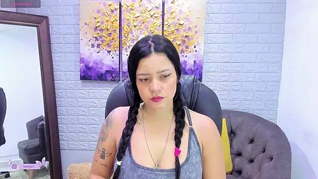 StefyGil  online show from 03.18.25