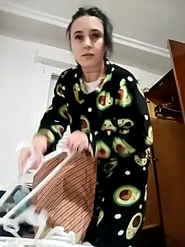 Juanamd1 online show from 12.19.24