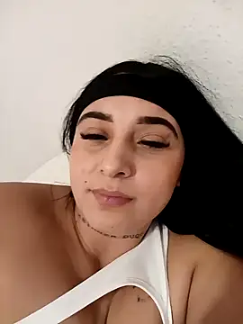 Juanamd1 online show from 12.21.24