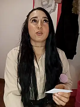 Juanamd1 online show from 12.30.24