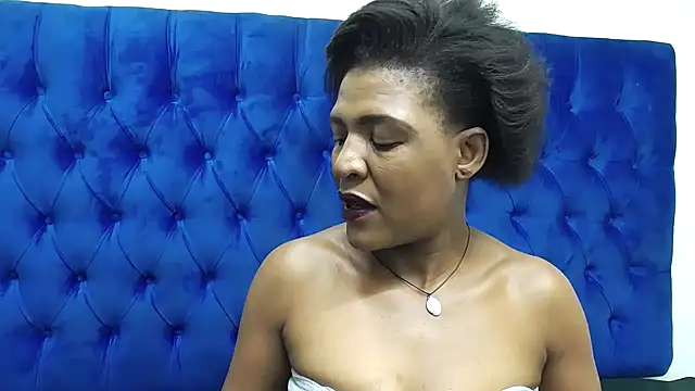 Snapshot of SpicyQueenxxxx chatting on 05.16.26 SpicyQueenxxxx online show from 05.16.26