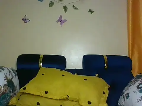 Bigass mee  online show from 11.14.25